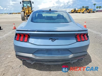 Zdjęcie 6 z 12 samochodu: 2026 FORD MUSTANG VIN:1FA6P8TH4T5101626 - miniatura