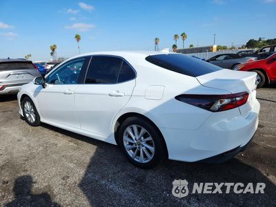 Drugie zdjęcie samochodu z przodu: 2021 TOYOTA CAMRY LE VIN:4T1C11AK0MU468417 - miniatura