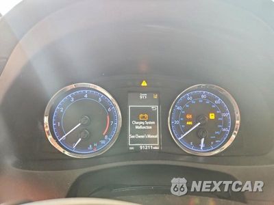 Zdjęcie 9 z 12 samochodu: 2018 TOYOTA COROLLA SE VIN:5YFBURHE9JP781822 - miniatura