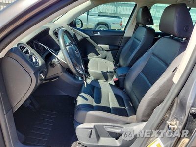 Zdjęcie 7 z 14 samochodu: 2015 VOLKSWAGEN TIGUAN S VIN:WVGAV7AX2FW596417 - miniatura