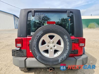 Zdjęcie 6 z 12 samochodu: 2008 JEEP WRANGLER UNLIMITED X VIN:1J4GA39108L518767 - miniatura