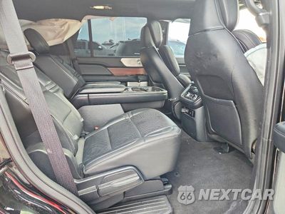 Zdjęcie 11 z 14 samochodu: 2018 LINCOLN NAVIGATOR RESERVE VIN:5LMJJ2LT0JEL02579 - miniatura