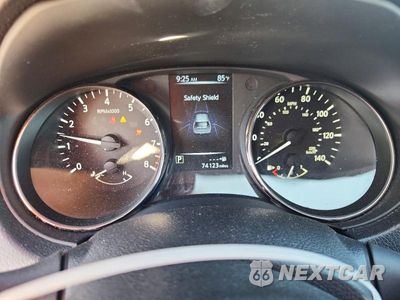 Zdjęcie 9 z 14 samochodu: 2017 NISSAN ROGUE S VIN:KNMAT2MT9HP608212 - miniatura