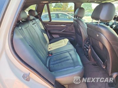 Zdjęcie 11 z 13 samochodu: 2015 BMW X5 XDRIVE35I VIN:5UXKR0C50F0P08648 - miniatura