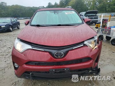 Piąte zdjęcie samochodu w środku: 2018 TOYOTA RAV4 XLE VIN:2T3RFREV0JW823264 - miniatura