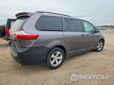 Trzecie zdjęcie samochodu z tyłu: 2015 TOYOTA SIENNA LE VIN:5TDKK3DC7FS609570 - miniatura