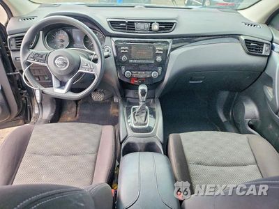 Zdjęcie 8 z 14 samochodu: 2017 NISSAN ROGUE SPORT SV VIN:JN1BJ1CR9HW140680 - miniatura