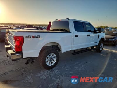 Trzecie zdjęcie samochodu z tyłu: 2022 FORD F250 SUPER DUTY VIN:1FT7W2BT0NEC86393 - miniatura