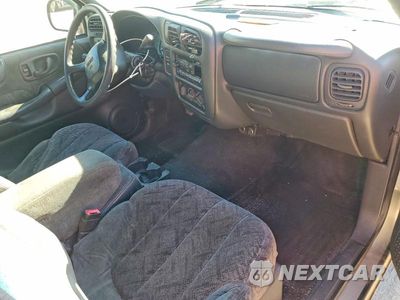 Zdjęcie 8 z 12 samochodu: 2001 GMC SONOMA VIN:1GTCS195118179082 - miniatura