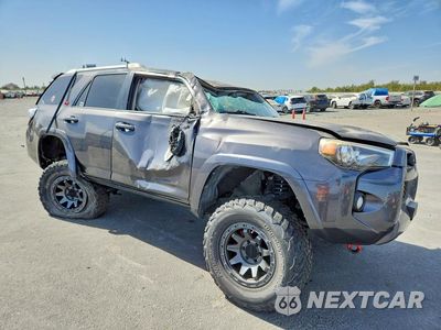 Czwarte zdjęcie samochodu z boku: 2016 TOYOTA 4RUNNER SR5 VIN:JTEBU5JR5G5374944 - miniatura