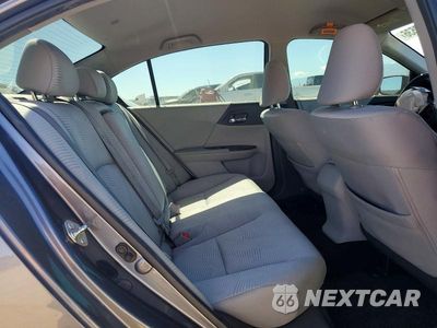 Zdjęcie 10 z 12 samochodu: 2016 HONDA ACCORD LX VIN:1HGCR2F3XGA182716 - miniatura