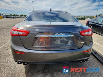 Zdjęcie 6 z 12 samochodu: 2016 MASERATI GHIBLI S VIN:ZAM57RSA2G1175555 - miniatura
