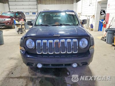 Piąte zdjęcie samochodu w środku: 2016 JEEP PATRIOT SPORT VIN:1C4NJPBA4GD609287 - miniatura