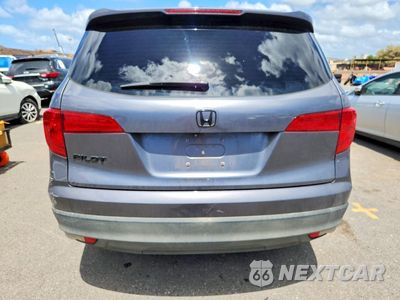 Zdjęcie 6 z 13 samochodu: 2017 HONDA PILOT EX VIN:5FNYF5H36HB009876 - miniatura