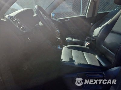 Zdjęcie 7 z 13 samochodu: 2015 VOLKSWAGEN TIGUAN S VIN:WVGAV7AX0FW516497 - miniatura