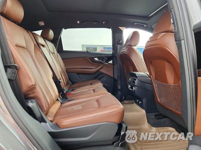 Zdjęcie 11 z 14 samochodu: 2018 AUDI Q7 PRESTIGE VIN:WA1VAAF70JD007385 - miniatura