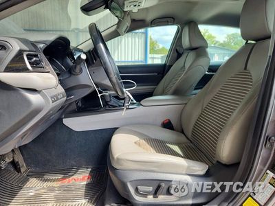 Zdjęcie 7 z 12 samochodu: 2023 TOYOTA CAMRY SE VIN:4T1G11AK9PU736435 - miniatura