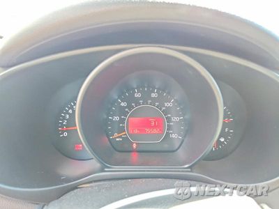 Zdjęcie 9 z 12 samochodu: 2015 KIA SOUL BASE VIN:KNDJN2A22F7759721 - miniatura