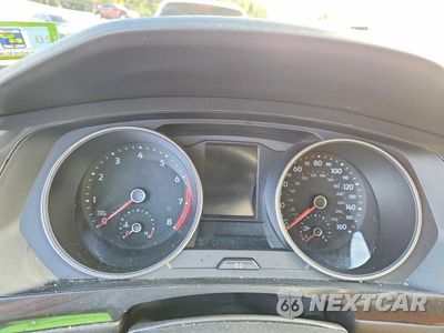 Zdjęcie 9 z 13 samochodu: 2018 VOLKSWAGEN TIGUAN SE VIN:3VV3B7AX2JM171683 - miniatura