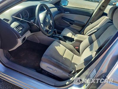 Zdjęcie 7 z 12 samochodu: 2009 HONDA ACCORD LXP VIN:1HGCP26489A034307 - miniatura