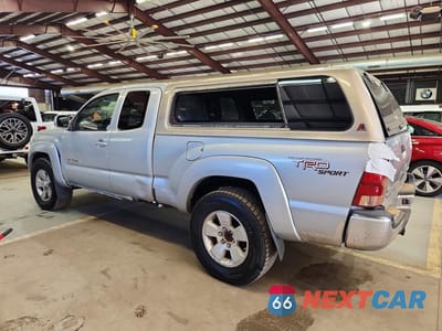 Drugie zdjęcie samochodu z przodu: 2006 TOYOTA TACOMA V6 VIN:5TEUU42N36Z150957 - miniatura