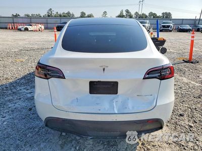 Zdjęcie 6 z 13 samochodu: 2024 TESLA MODEL Y VIN:7SAYGDEE1RA274834 - miniatura