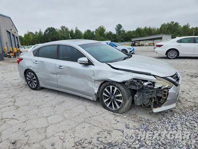 Czwarte zdjęcie samochodu z boku: 2017 NISSAN ALTIMA 2.5 SL VIN:1N4AL3AP3HC288444 - miniatura