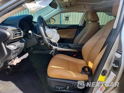 Zdjęcie 7 z 13 samochodu: 2017 LEXUS IS 200T VIN:JTHBA1D20H5055486 - miniatura