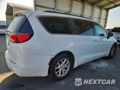 Trzecie zdjęcie samochodu z tyłu: 2020 CHRYSLER VOYAGER LXI VIN:2C4RC1DG9LR262122 - miniatura