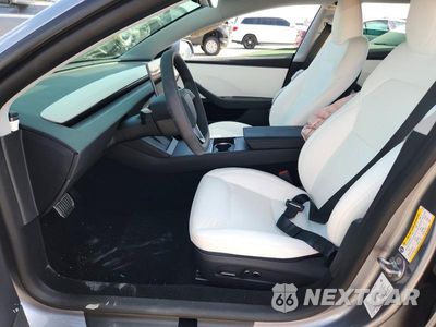 Zdjęcie 7 z 12 samochodu: 2026 TESLA MODEL 3 VIN:5YJ3E1EBXTF205118 - miniatura
