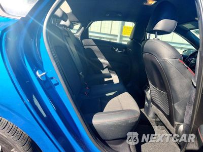 Zdjęcie 10 z 12 samochodu: 2023 KIA FORTE GT VIN:3KPF44AC9PE637971 - miniatura
