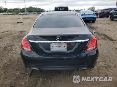 Zdjęcie 6 z 12 samochodu: 2015 MERCEDES-BENZ C 300 4MATIC VIN:55SWF4KB9FU024028 - miniatura