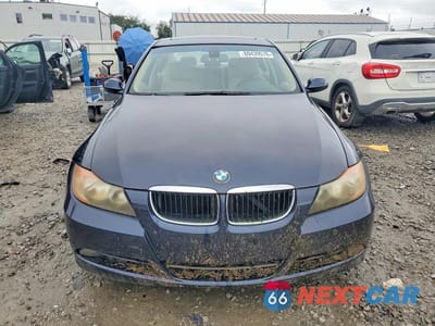 Piąte zdjęcie samochodu w środku: 2007 BMW 328 I VIN:WBAVA375X7NL16618 - miniatura