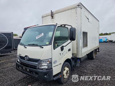 2015 HINO 195 BOX TRUCK JHHSDM2H4FK003128 - główne zdjęcie licytacji z USA - miniatura