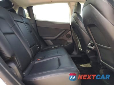 Zdjęcie 11 z 13 samochodu: 2022 TESLA MODEL Y VIN:7SAYGDEE5NF481515 - miniatura