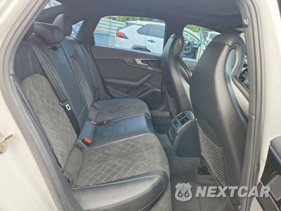 Zdjęcie 10 z 12 samochodu: 2020 AUDI S4 PREMIUM PLUS VIN:WAUB4AF49LA042711 - miniatura