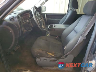 Zdjęcie 7 z 12 samochodu: 2010 CHEVROLET SILVERADO K1500 LT VIN:3GCRKSE35AG241498 - miniatura