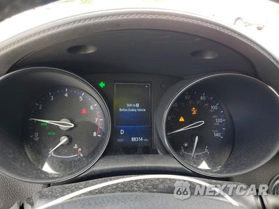 Zdjęcie 9 z 13 samochodu: 2018 TOYOTA C-HR XLE PREMIUM VIN:JTNKHMBX1J1005671 - miniatura