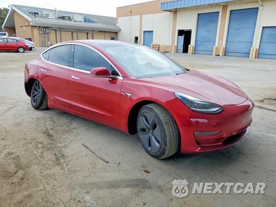 Czwarte zdjęcie samochodu z boku: 2018 TESLA MODEL 3 VIN:5YJ3E1EA0JF016739 - miniatura