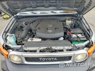 Zdjęcie 12 z 13 samochodu: 2007 TOYOTA FJ CRUISER BASE VIN:JTEZU11F570011263 - miniatura