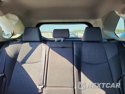 Zdjęcie 10 z 13 samochodu: 2019 TOYOTA RAV4 XLE VIN:JTMW1RFV4KD009570 - miniatura