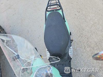 Piąte zdjęcie samochodu w środku: 2016 GENUINE SCOOTER CO. BUDDY 125 VIN:RFVPAC203G1017766 - miniatura