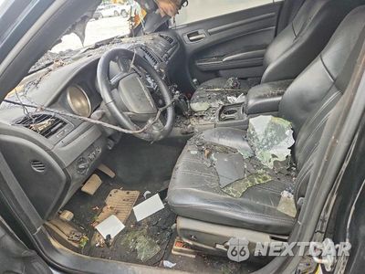 Zdjęcie 7 z 12 samochodu: 2012 CHRYSLER 300 S VIN:2C3CCADT4CH122976 - miniatura