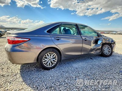 Trzecie zdjęcie samochodu z tyłu: 2016 TOYOTA CAMRY LE VIN:4T1BF1FKXGU139508 - miniatura
