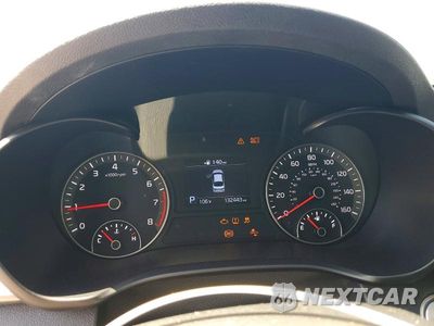 Zdjęcie 9 z 12 samochodu: 2020 KIA OPTIMA EX VIN:5XXGU4L13LG430400 - miniatura