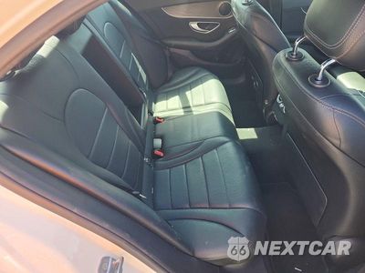 Zdjęcie 10 z 13 samochodu: 2018 MERCEDES-BENZ C 350E VIN:55SWF4HB4JU258352 - miniatura