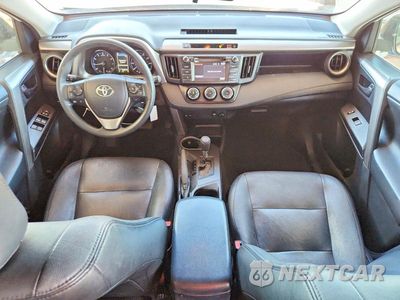 Zdjęcie 8 z 13 samochodu: 2018 TOYOTA RAV4 LE VIN:JTMBFREVXJJ212271 - miniatura