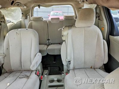Zdjęcie 10 z 14 samochodu: 2011 TOYOTA SIENNA LE VIN:5TDKK3DC6BS084236 - miniatura