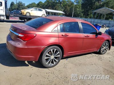 Trzecie zdjęcie samochodu z tyłu: 2013 CHRYSLER 200 TOURING VIN:1C3CCBBB1DN651844 - miniatura