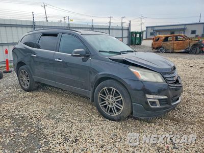 Czwarte zdjęcie samochodu z boku: 2015 CHEVROLET TRAVERSE LT VIN:1GNKRGKD5FJ326880 - miniatura